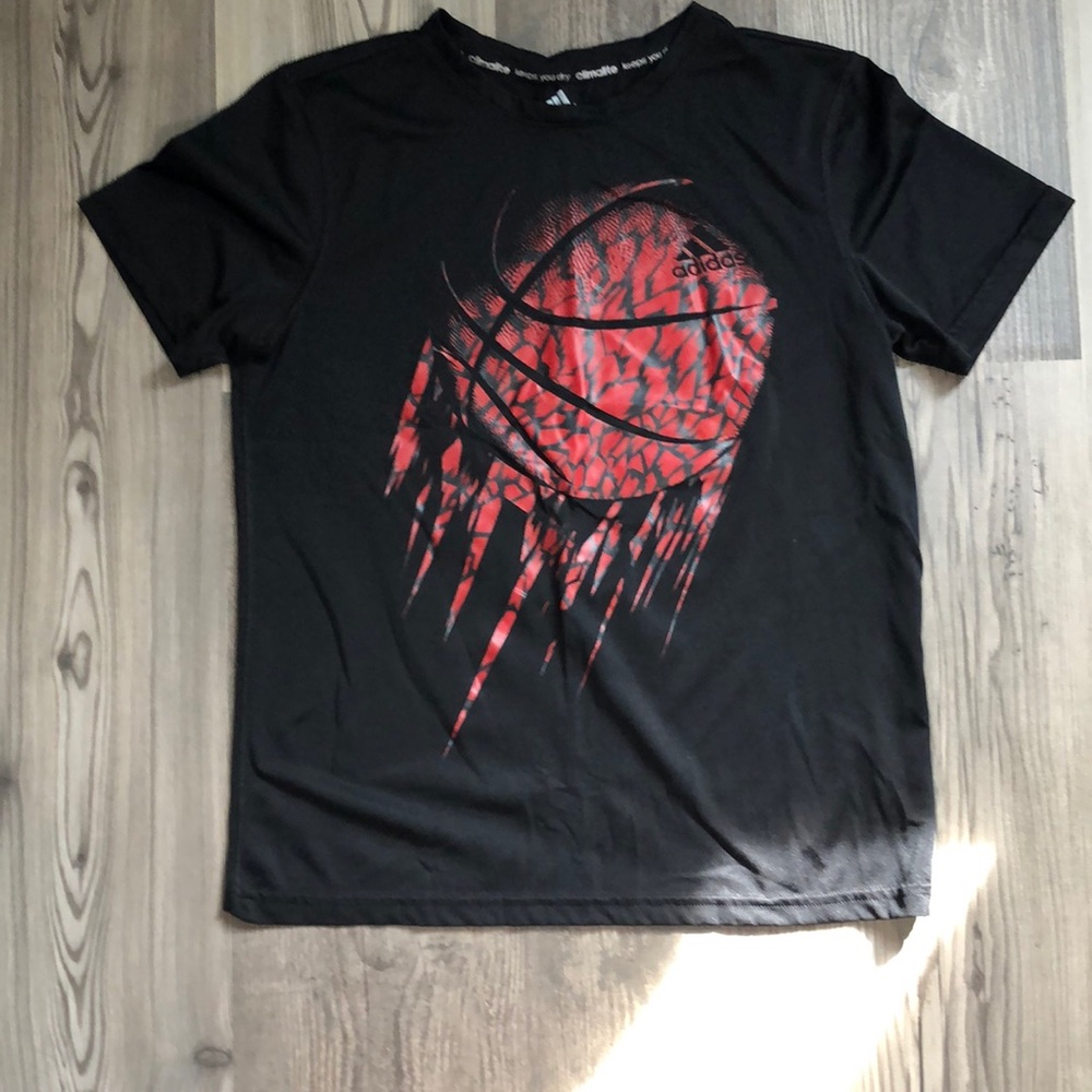 Adidas basketball t-shirt